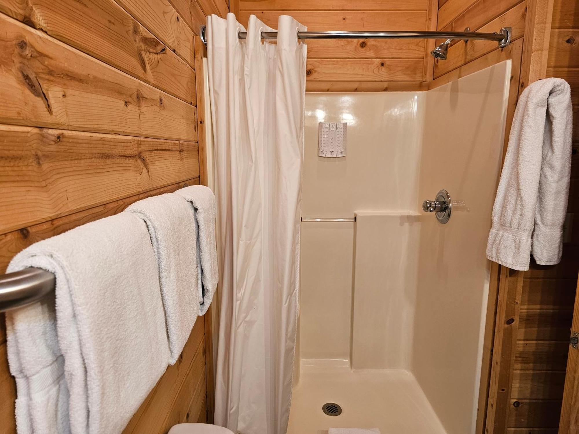 5 Min To Beaver Lake-King Bed-Fire Pit-Jetted Tub #4 Eureka Springs Exterior photo